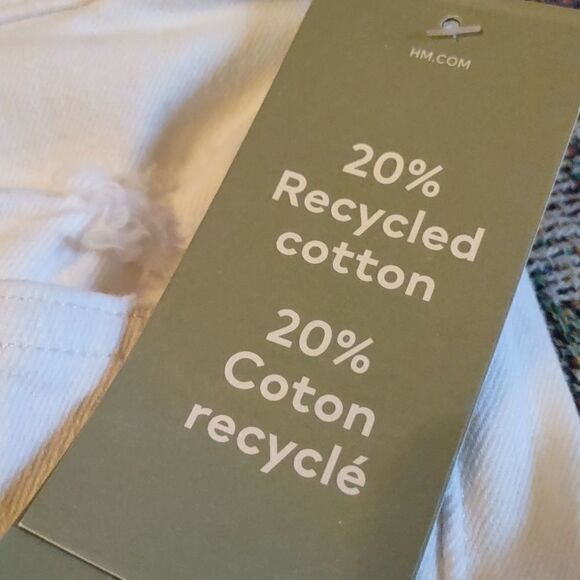 New H&M skinny fit crop stretch Women's 28 waist winter white distressed jeans - Picture 4 of 10